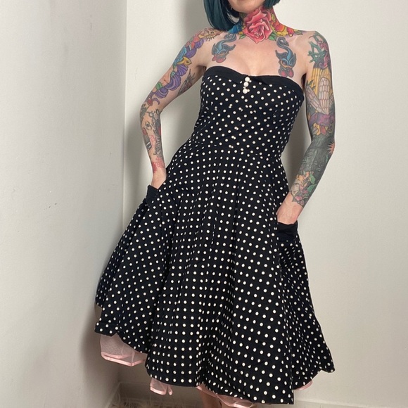 Polka dot full circle skirt / pockets - Picture 4 of 4